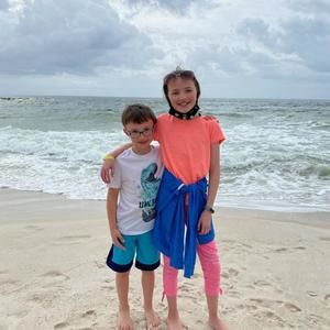 Meet your Posher, Crystal